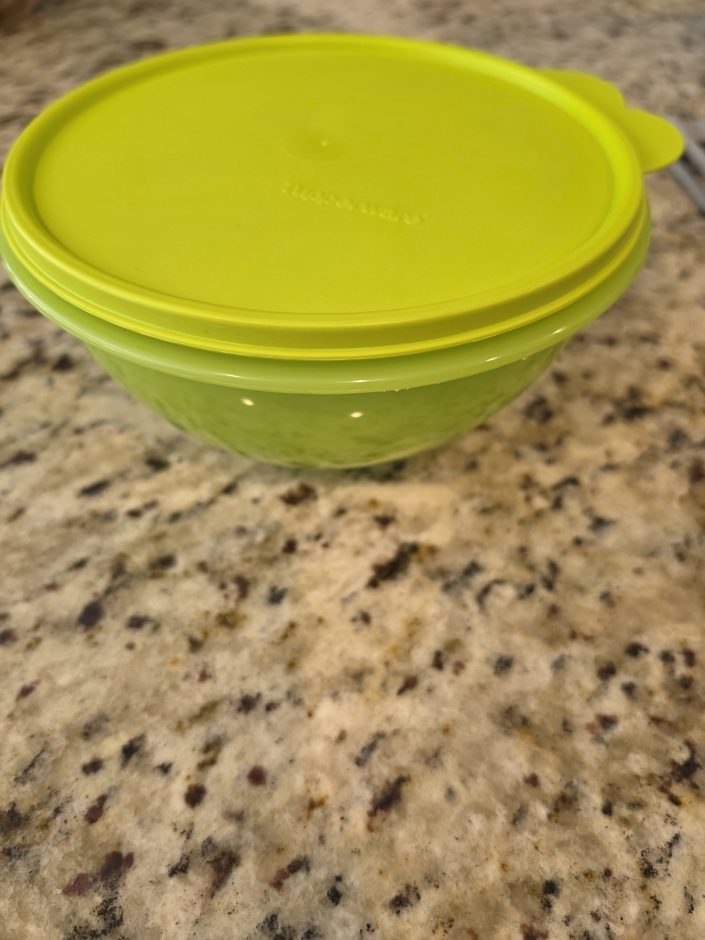Tupperware Bright Lime Green Round Storage Bowl with Lid 1.4L